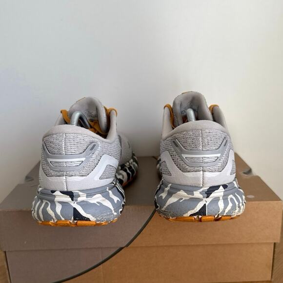 Brooks Ghost 15 Women Running Sneakers - SZ 9.5 - Picture 3 of 14